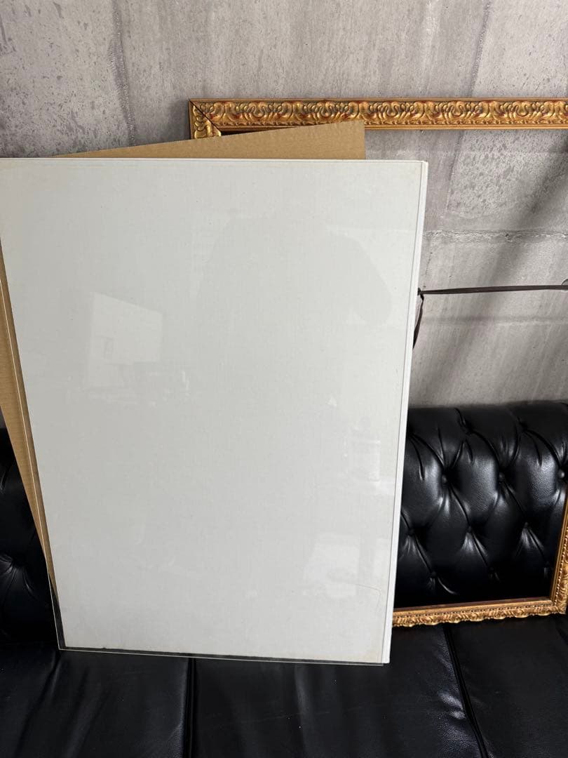 絵　ポスターアンティーク大きい額縁Ａ１ 金色装飾フレーム プラスチックガラス付き