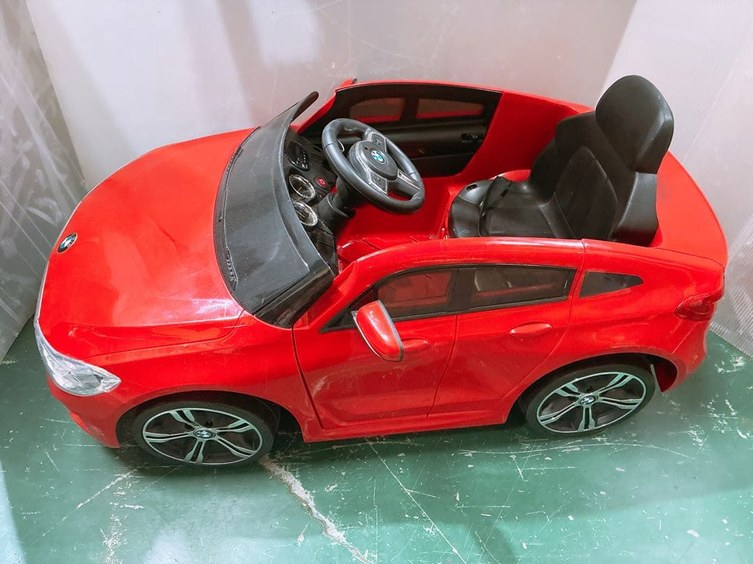  6 GT 電動乗用カー キッズカー 乗用玩具 レッド 正規デザイン