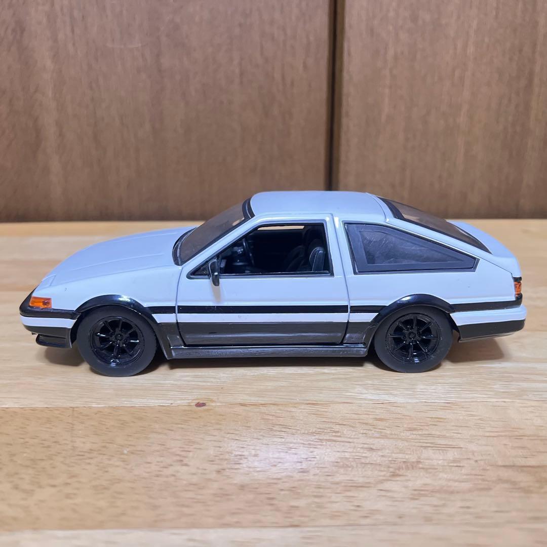 JADA TOYS TOYOTA TRUENO AE86 頭文字D 1/24