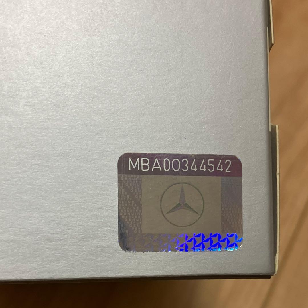 Mercedes-Benz ミニカー ホワイト　ノレブ　1/43