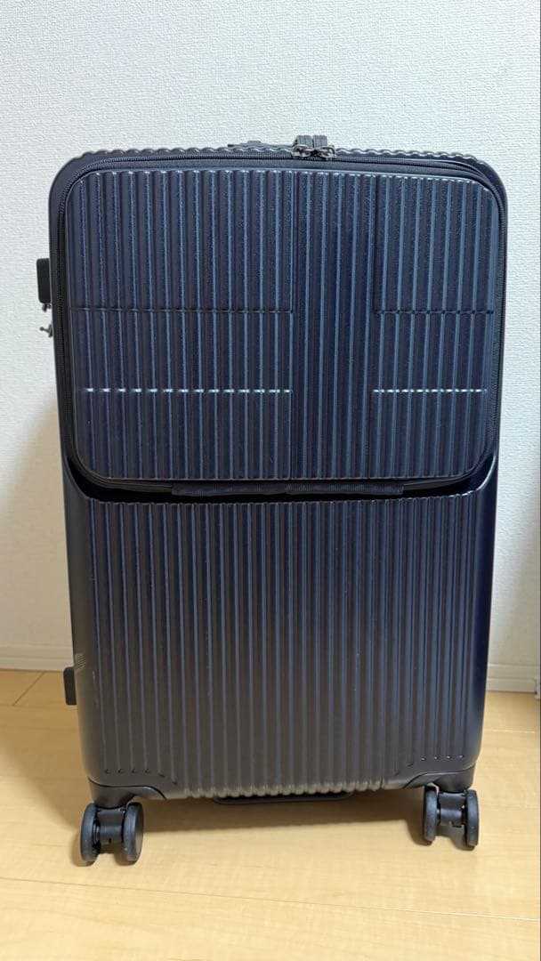 innovator イノベーター　62L INV60 スーツケース