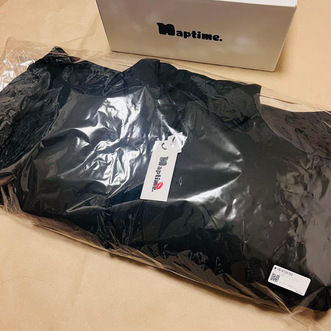 中綿リバーシブルベスト ブラック 総柄 Nissy ナップタイム naptime