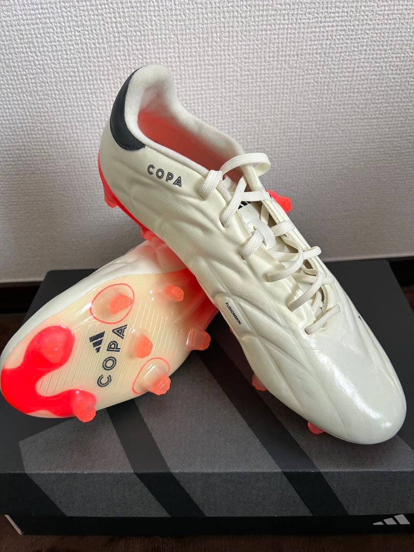 新品未使用！早い者勝ち！アイディダスコパピュア　FG 25.5cm
