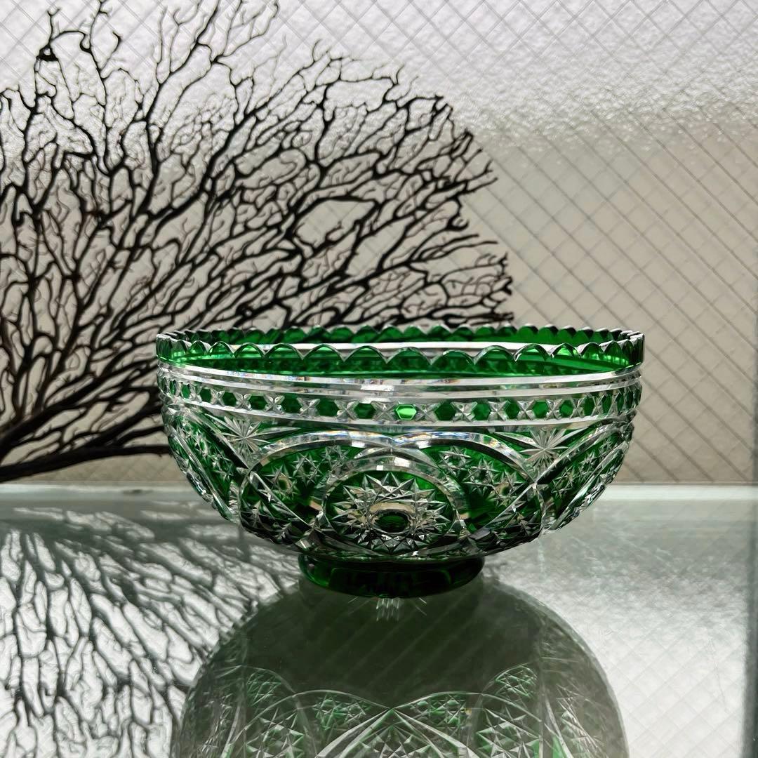 骨董　時代ガラス　緑色被せ　丸紋星切子　カットガラス　ガラス鉢　菓子器