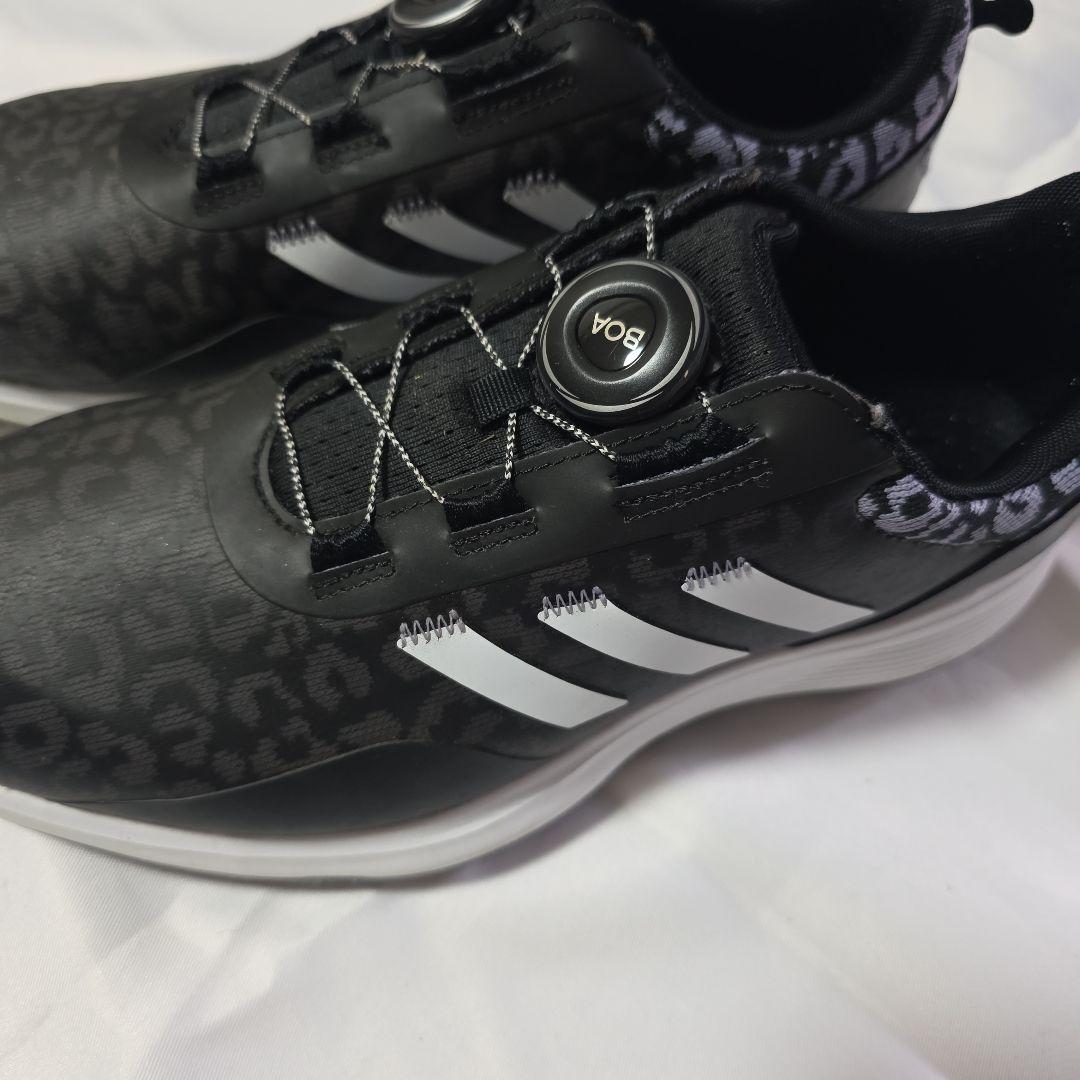 adidas BOAシステム ヒョウ柄 ゴルフシューズ