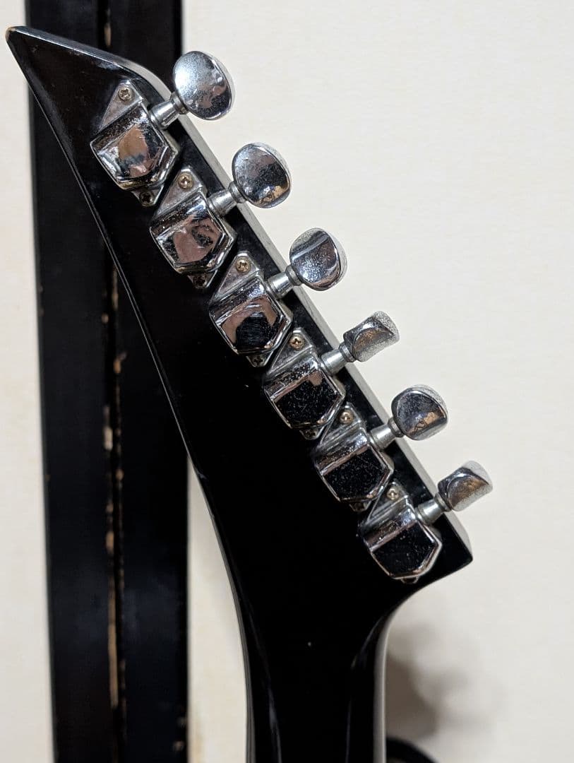 エレキギター ブラック ストラトキャスタータイプ