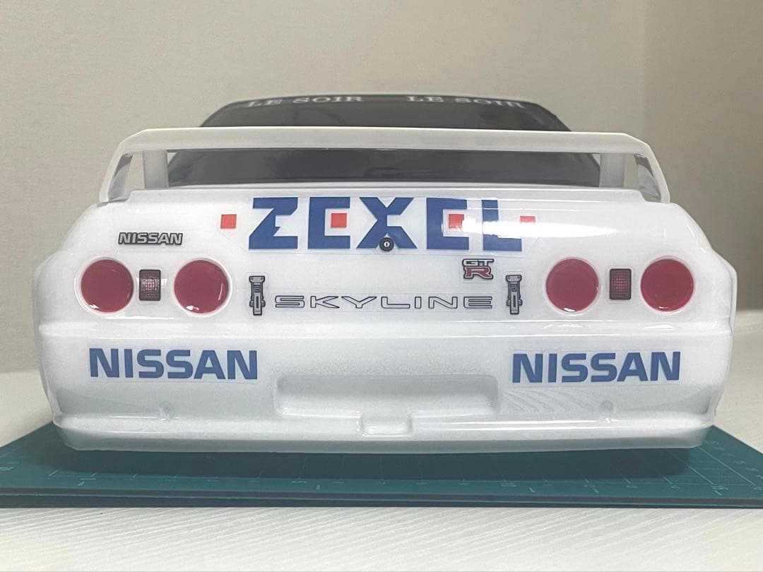 タミヤラジコンボディ　ゼクセルスカイラインGTR