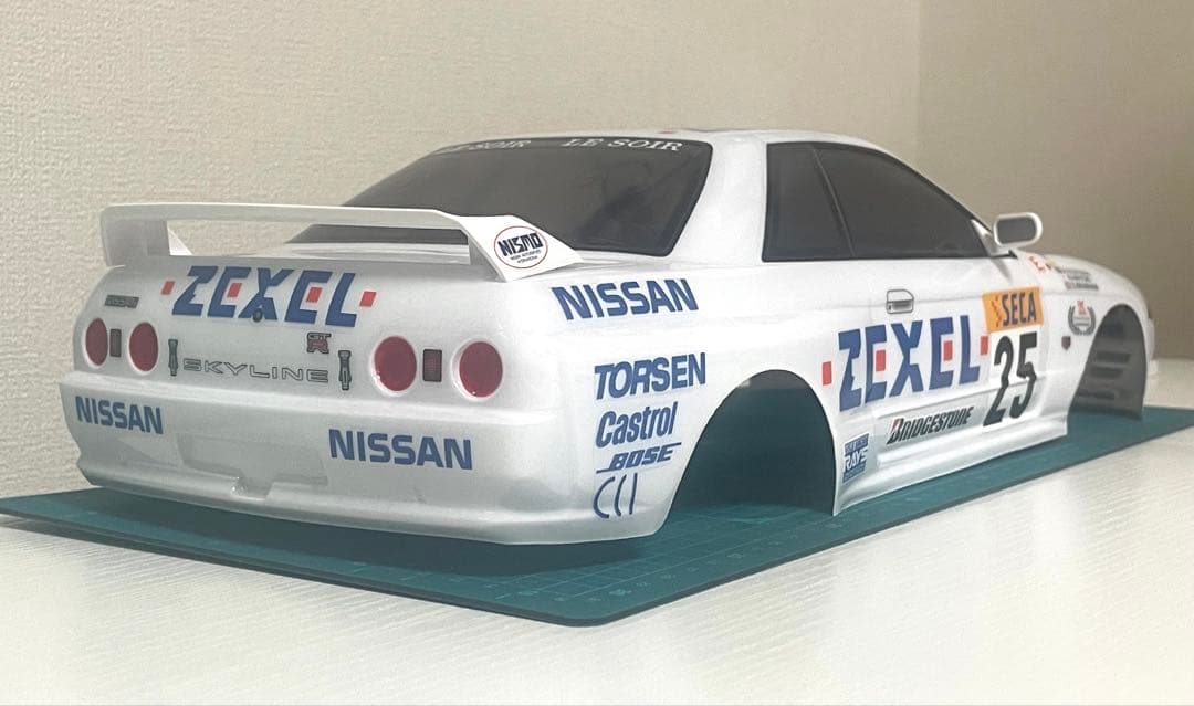 タミヤラジコンボディ　ゼクセルスカイラインGTR
