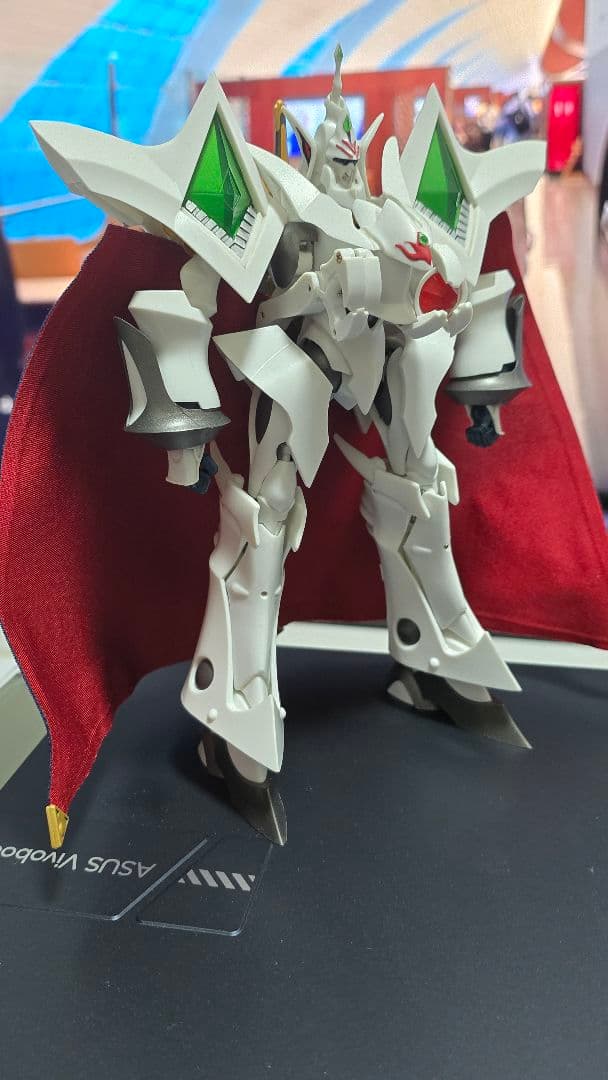 SHE 変形エスカフローネ