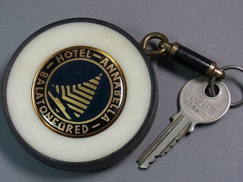 《東欧リゾート》ハンガリー ヴィンテージ バラトンフレド ホテルタグ＆キー