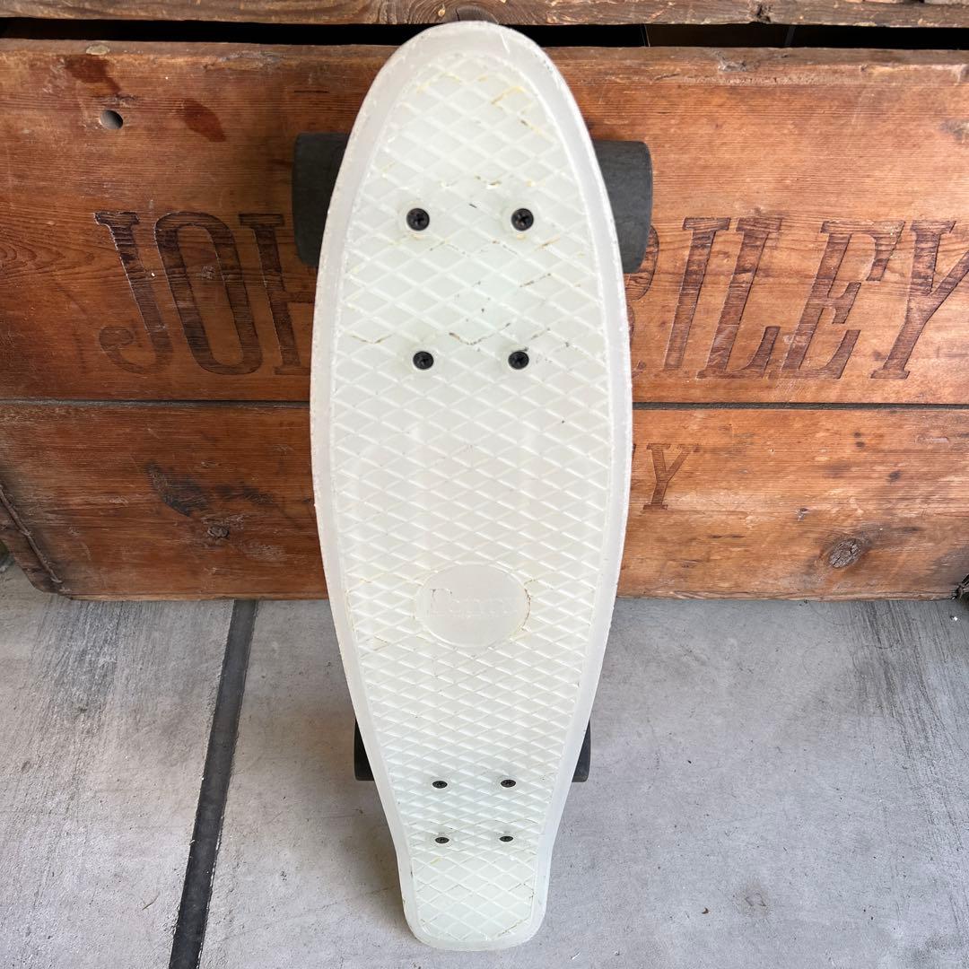 ペニー Penny スケートボード 蓄光デッキモデル キャスパー スケボー