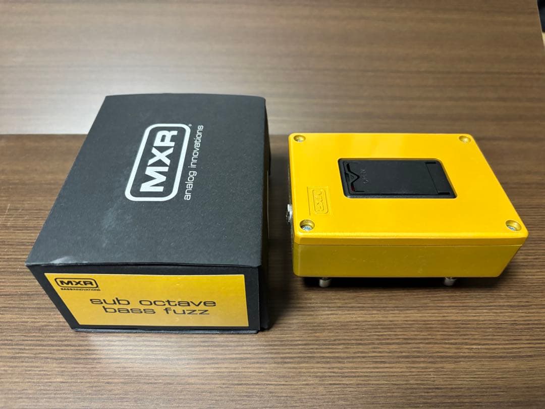 ベース MXR sub octave bass fuzz M287