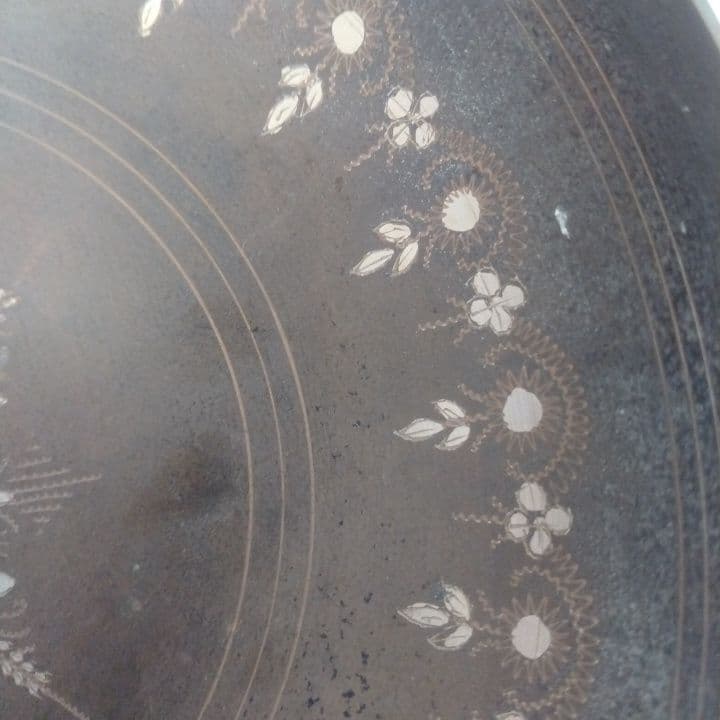 アンティークコンフォート⭐︎花模様の高脚 器⭐︎金属製⭐︎高さ約15㎝