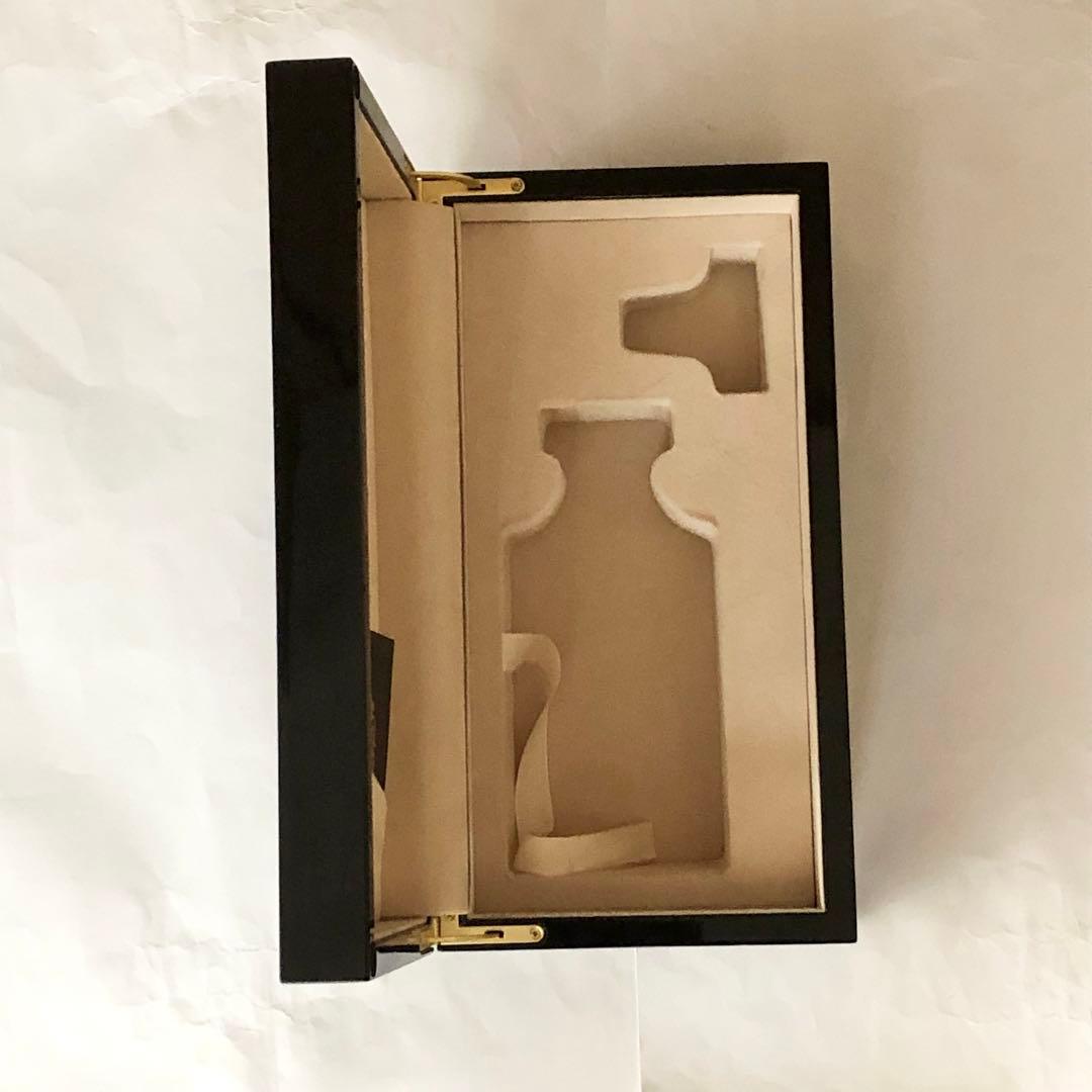 170周年記念のウイスキー「イーガンズ ジェネシス」　化粧箱のみ