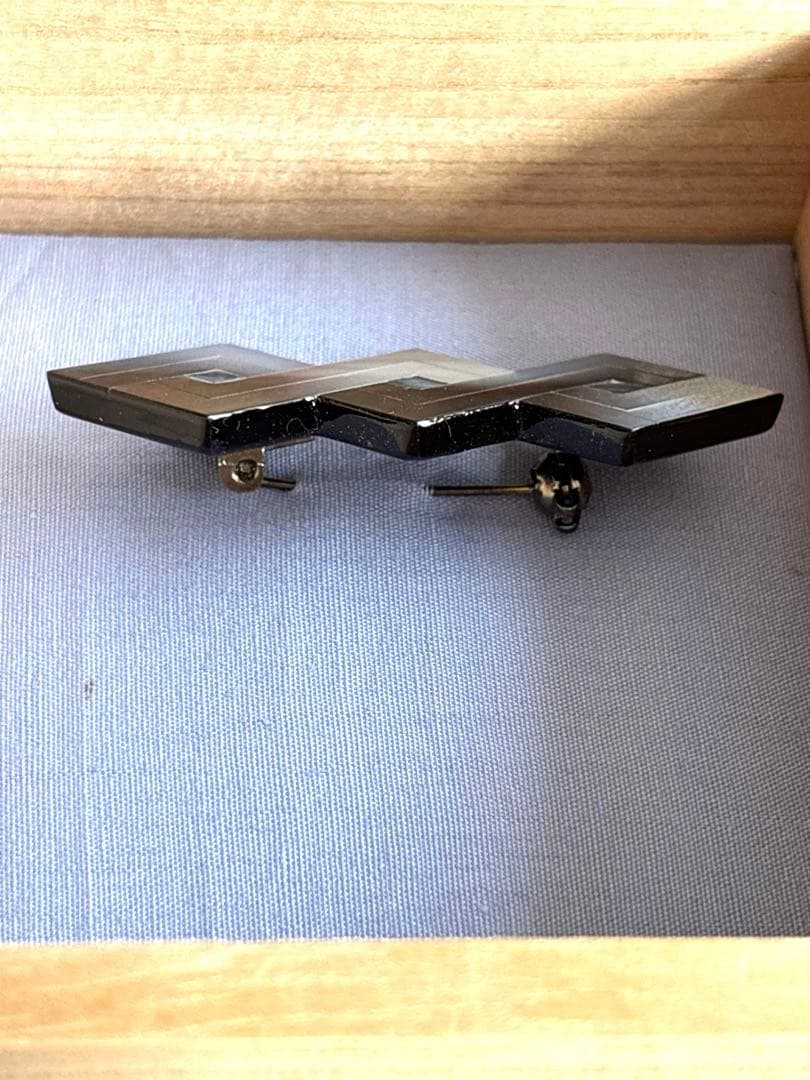 螺鈿ブローチ　山本哲　作　螺鈿　奈良　工芸品