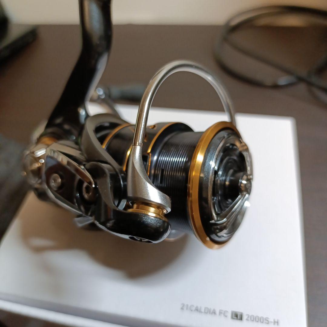 21　CALDIA FC LT2000S-H スピニングリール
