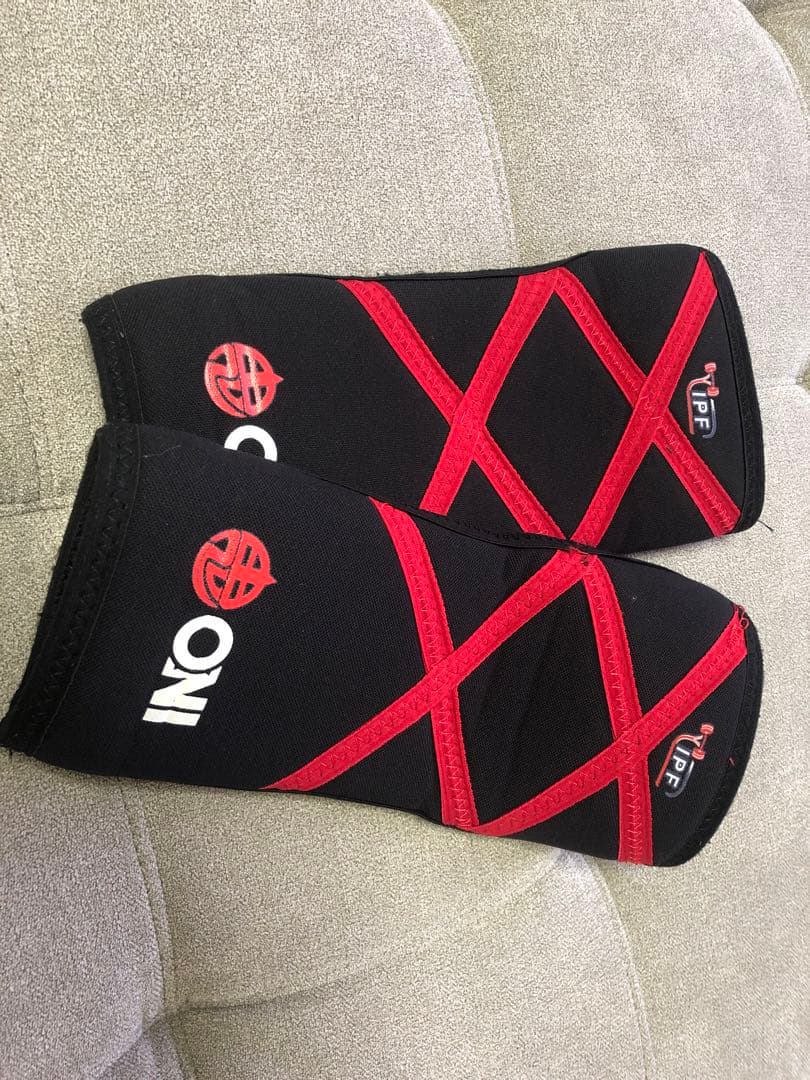 鬼　ニースリーブxsサイズ