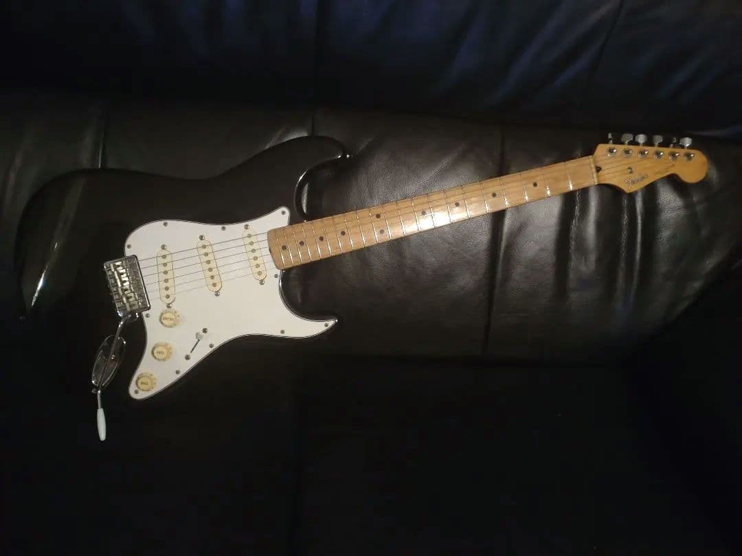 ギター Fender Japan ST-STD