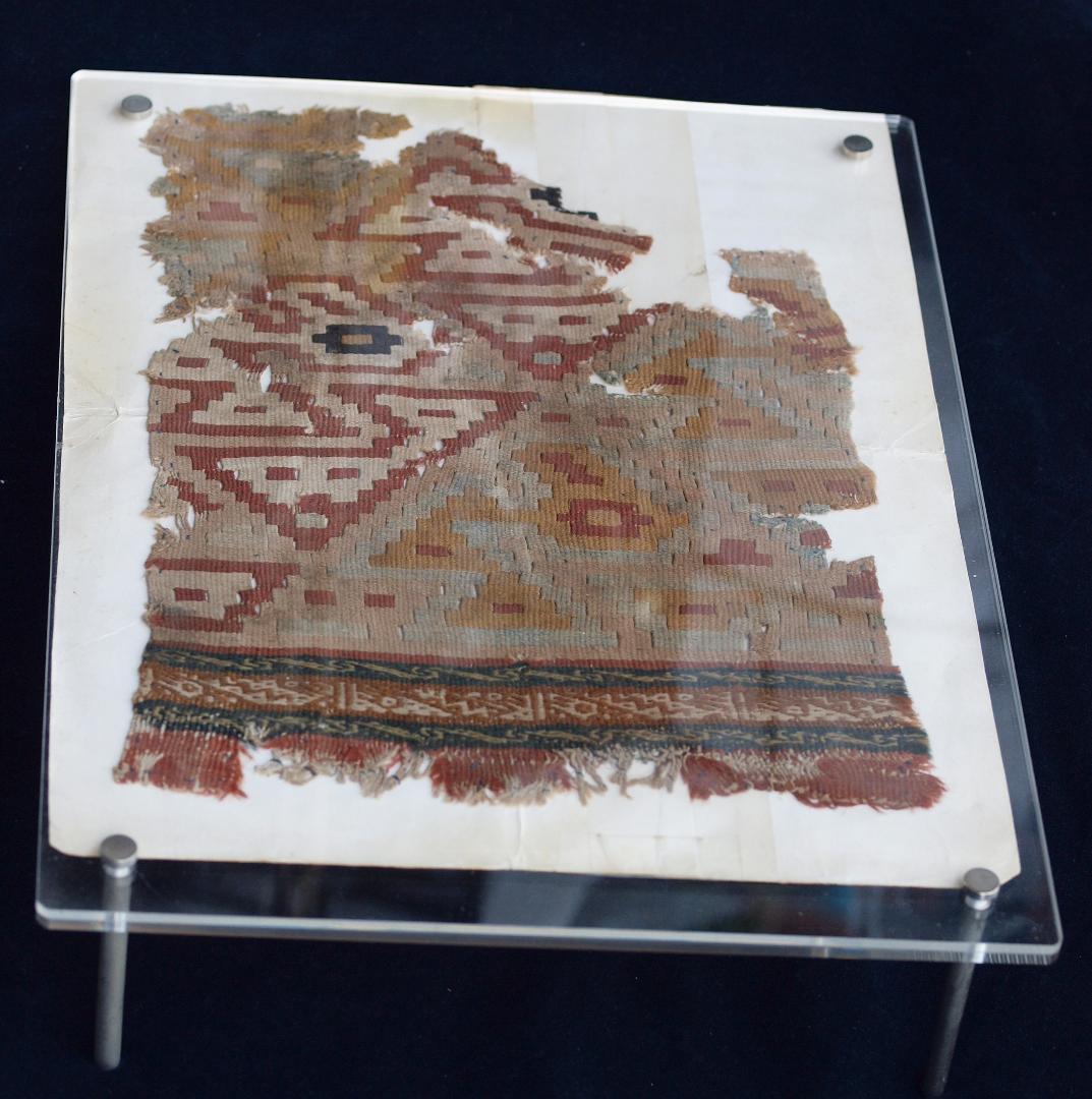 インカ帝国後期　アンデス中部、チャンカイ文化期の希少鳥紋様織裂　12～14世紀の