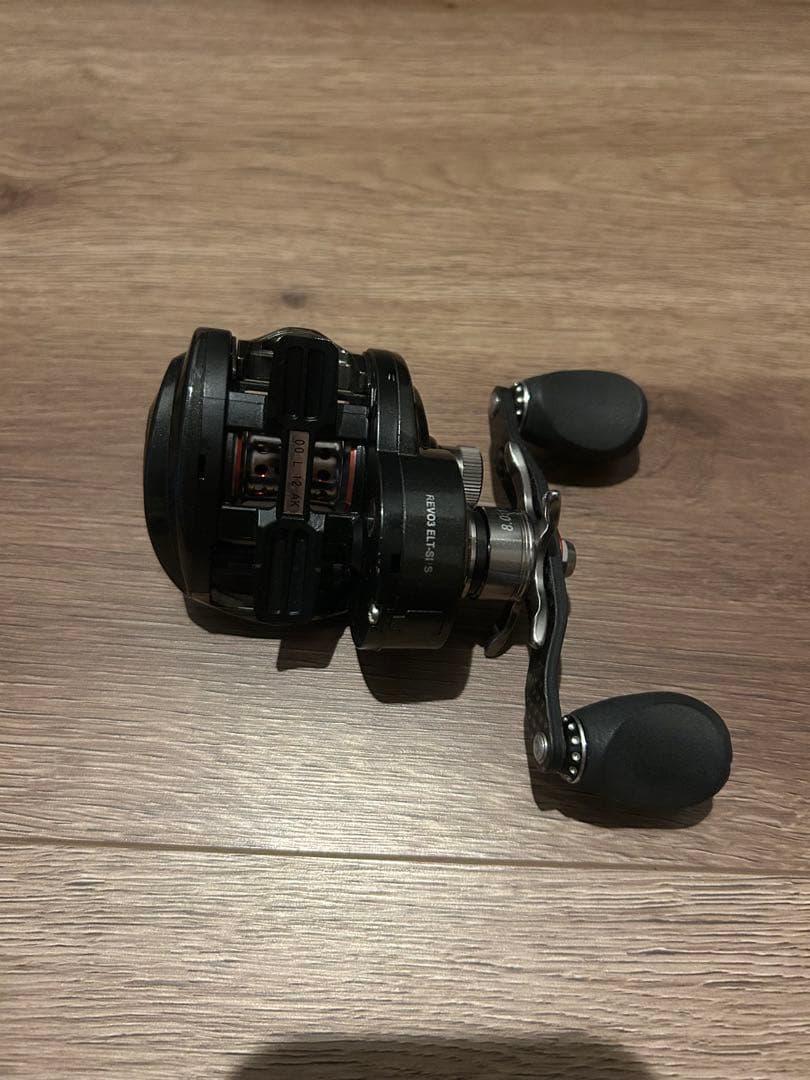 AbuGarcia Revo elite8 右巻