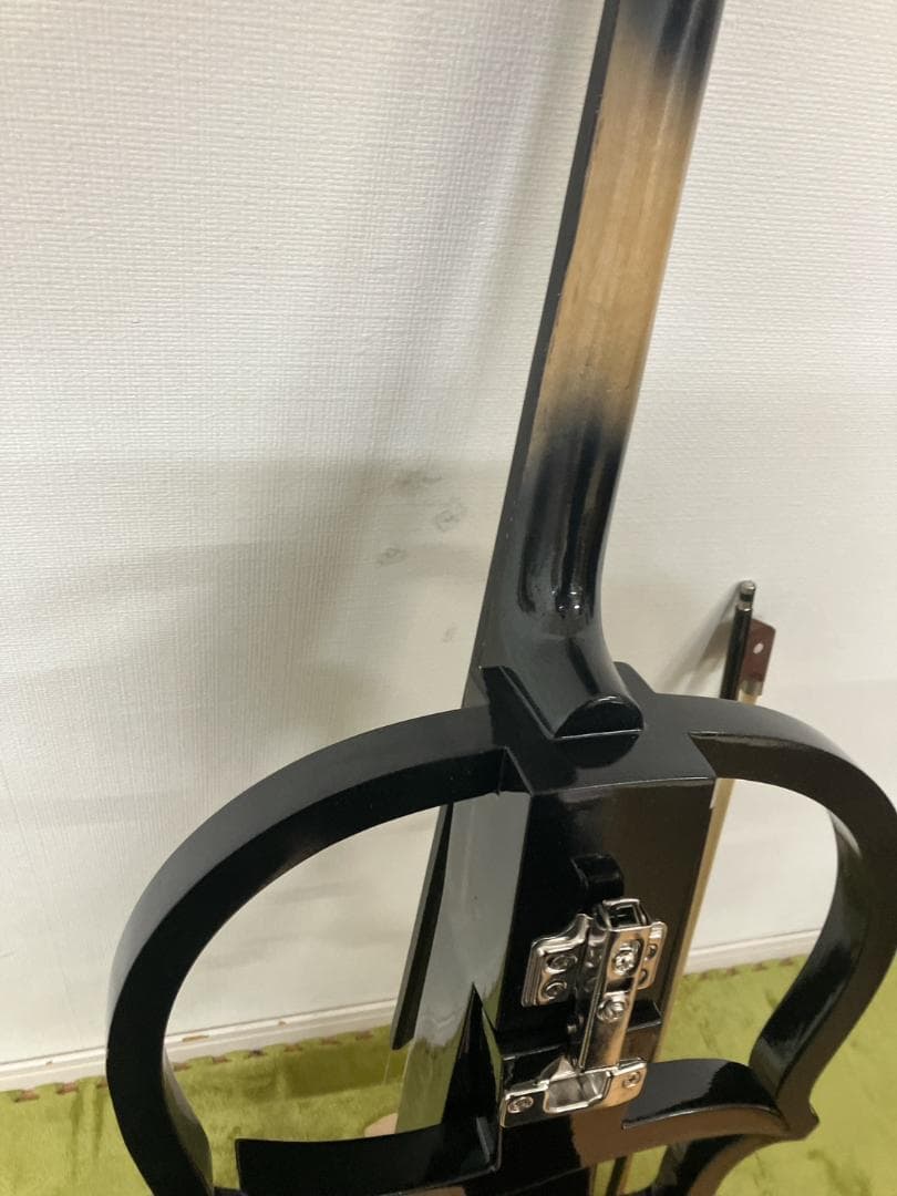 エレクトリックチェロ