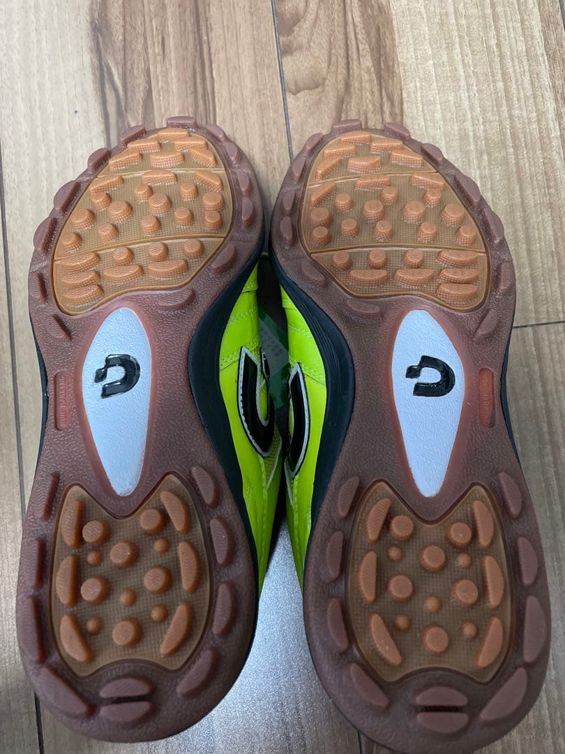 フットサルシューズ　デスポルチ　24.0cm