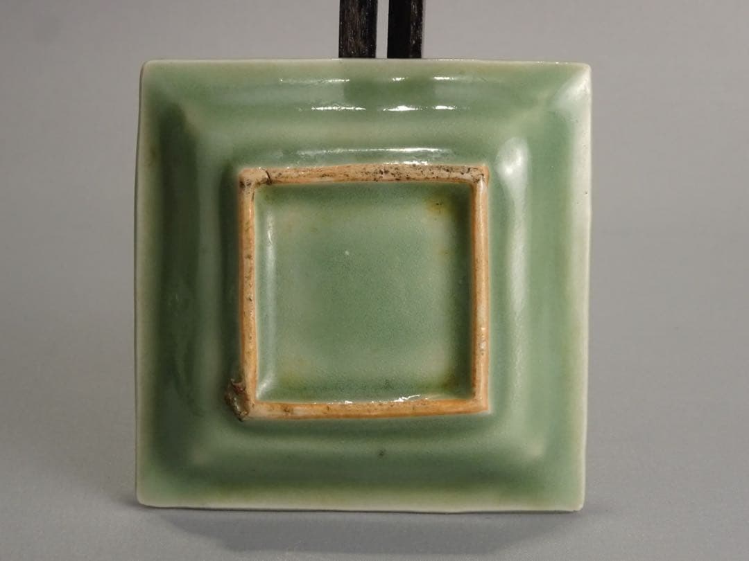 江戸時代　後期　三田青磁　小皿　4点　鹿に猿　菊　亀形　花文　豆皿　コレクション