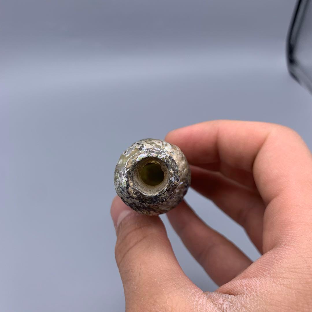 アフガニスタンの銀化ガラス/ローマンガラスボトル