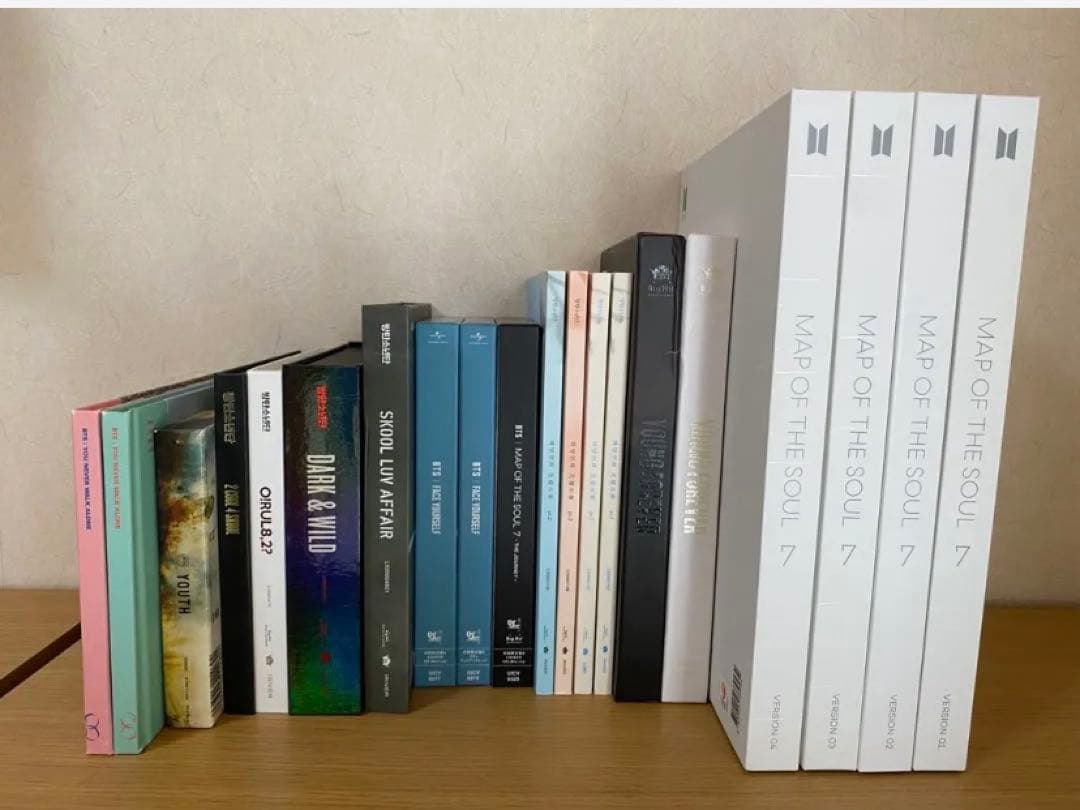 BTS アルバム、CDまとめ売り58点