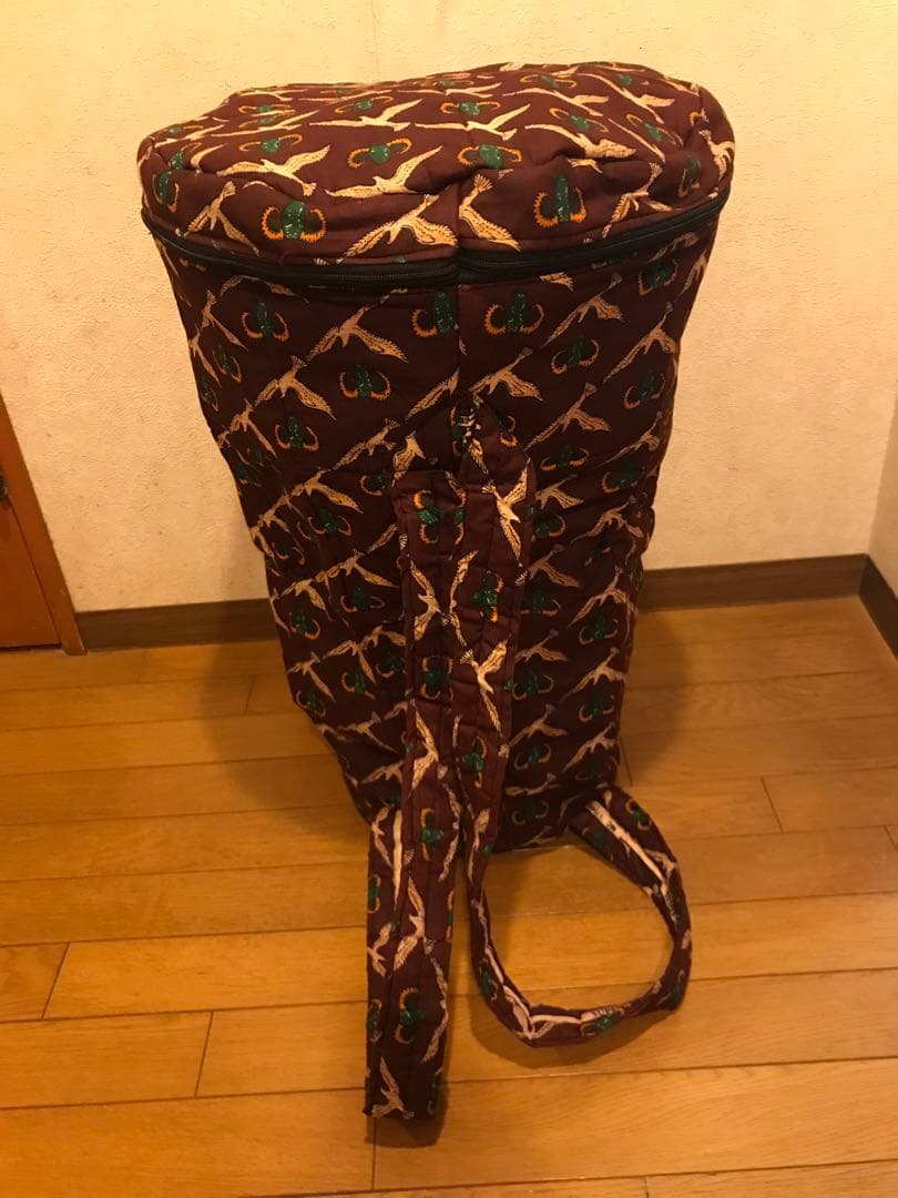 コートジボワール製ジェンベ (ケース付き)ご希望あれば化粧ロープもお付けします！