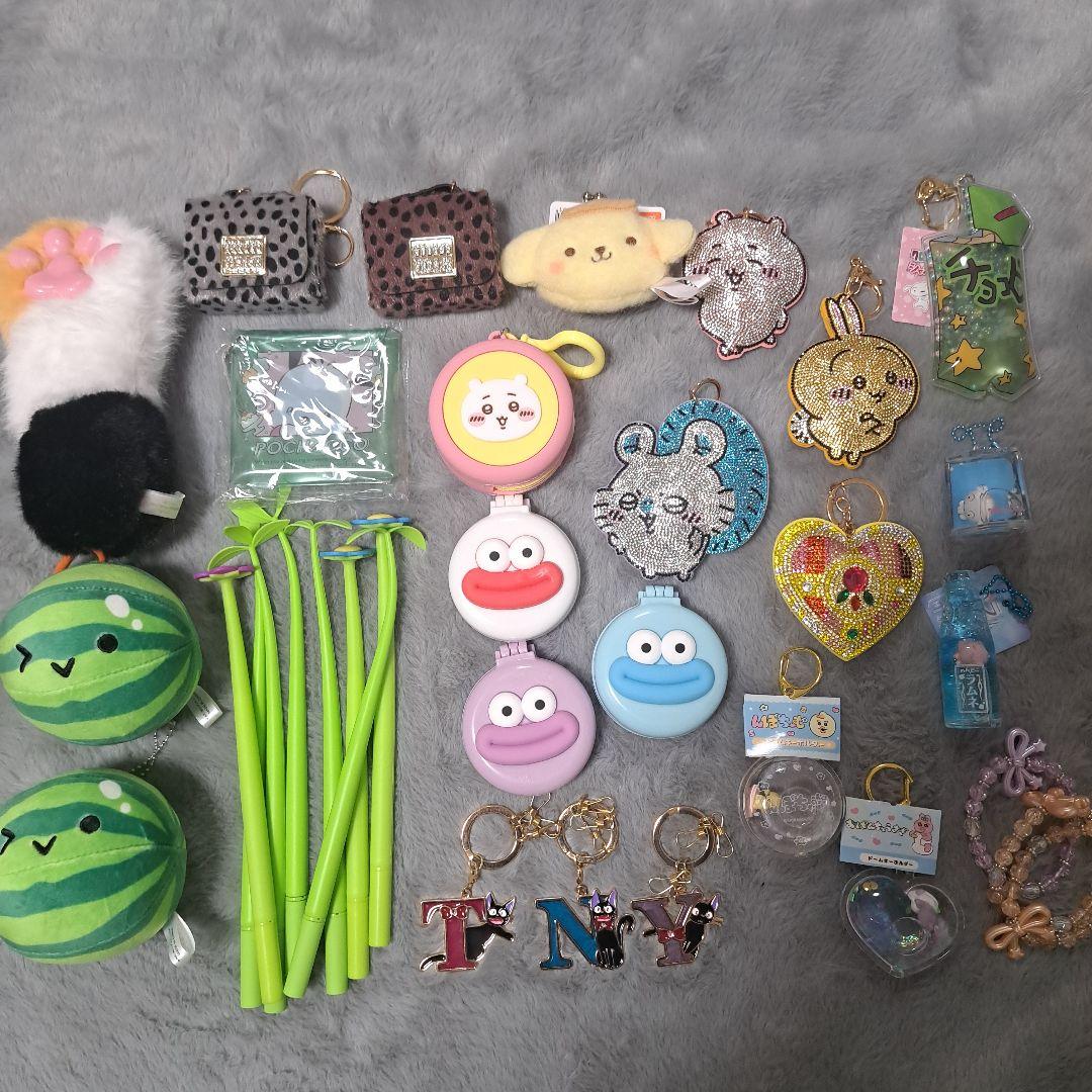 ちいかわ、サンリオ多数！福袋