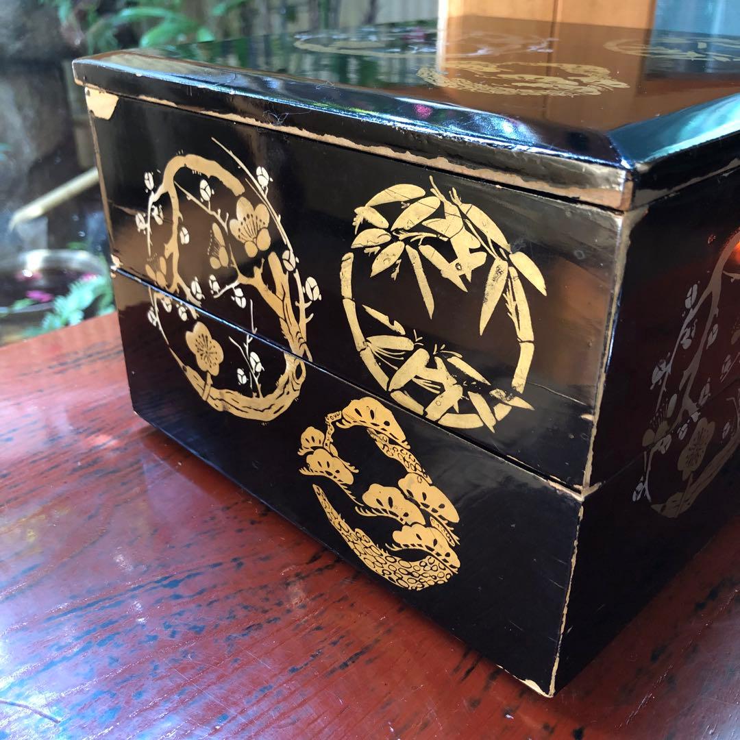 伝統的な木製黒塗 金松竹梅柄 二段重箱 漆器 伝統工芸 昭和初期 朱塗