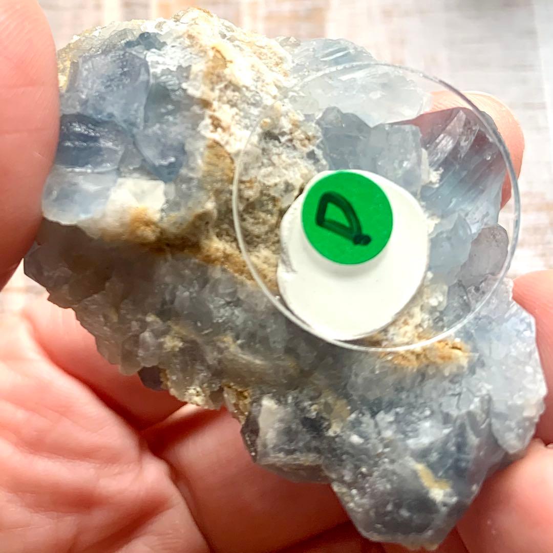 希少！カルサイト共生のセレスティン結晶標本D/原石 鉱物/クラスター