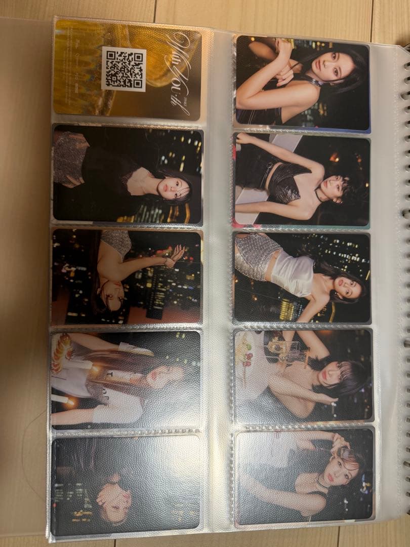 TWICE アルバムまとめ売り　トレカ・フォトカードセット付き