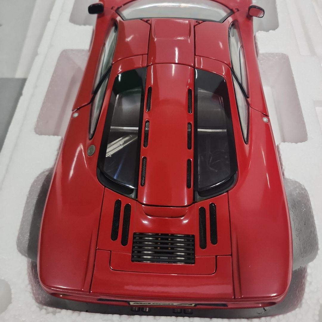 McLaren F1 1/12スケールモデル 赤