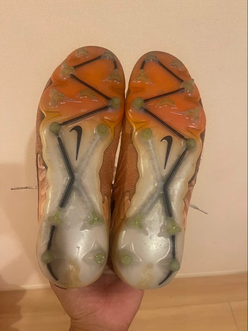 Nike サッカー スパイクシューズ オレンジ ファントムルナ 海外限定カラー