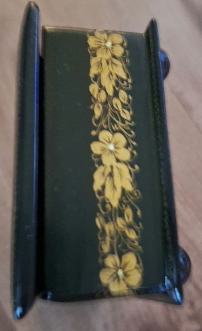 パレフ (ロシアの細密画を施した小箱)　大