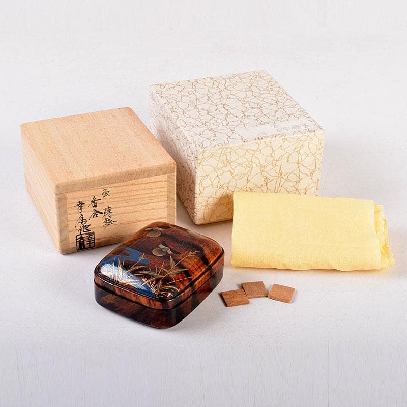 茶道具　竹内幸斎作　螺鈿装飾　蛍蒔絵　黒柿香合　共箱　Z　8553