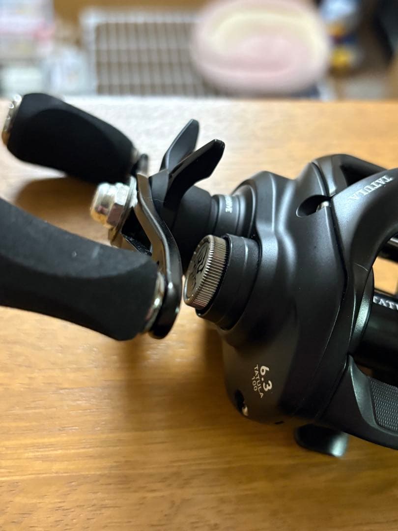 Daiwa 24タトゥーラ　ハンドル交換済み