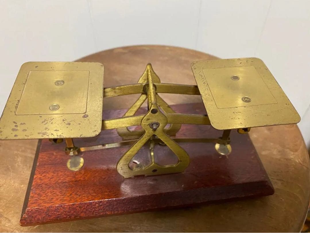 a*i様 英国製　アンティーク　天秤 真鍮 木製　骨董　オブジェ