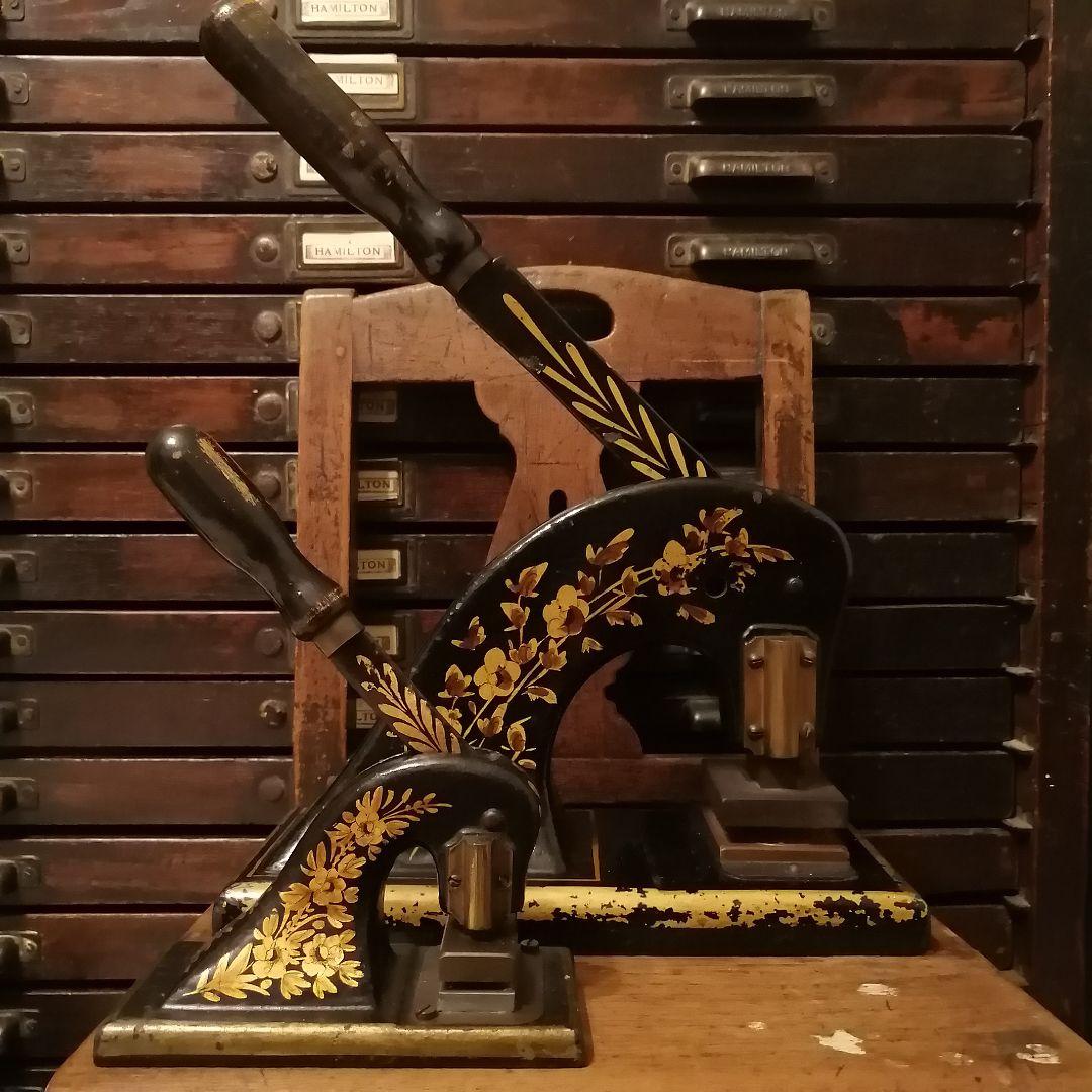 「再値下げ致しました」英国製アンティーク エンボッサー☆スタンプ☆カード☆はんこ