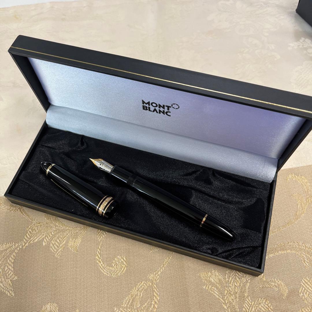 Montblanc ブラック 万年筆 専用ケース付き