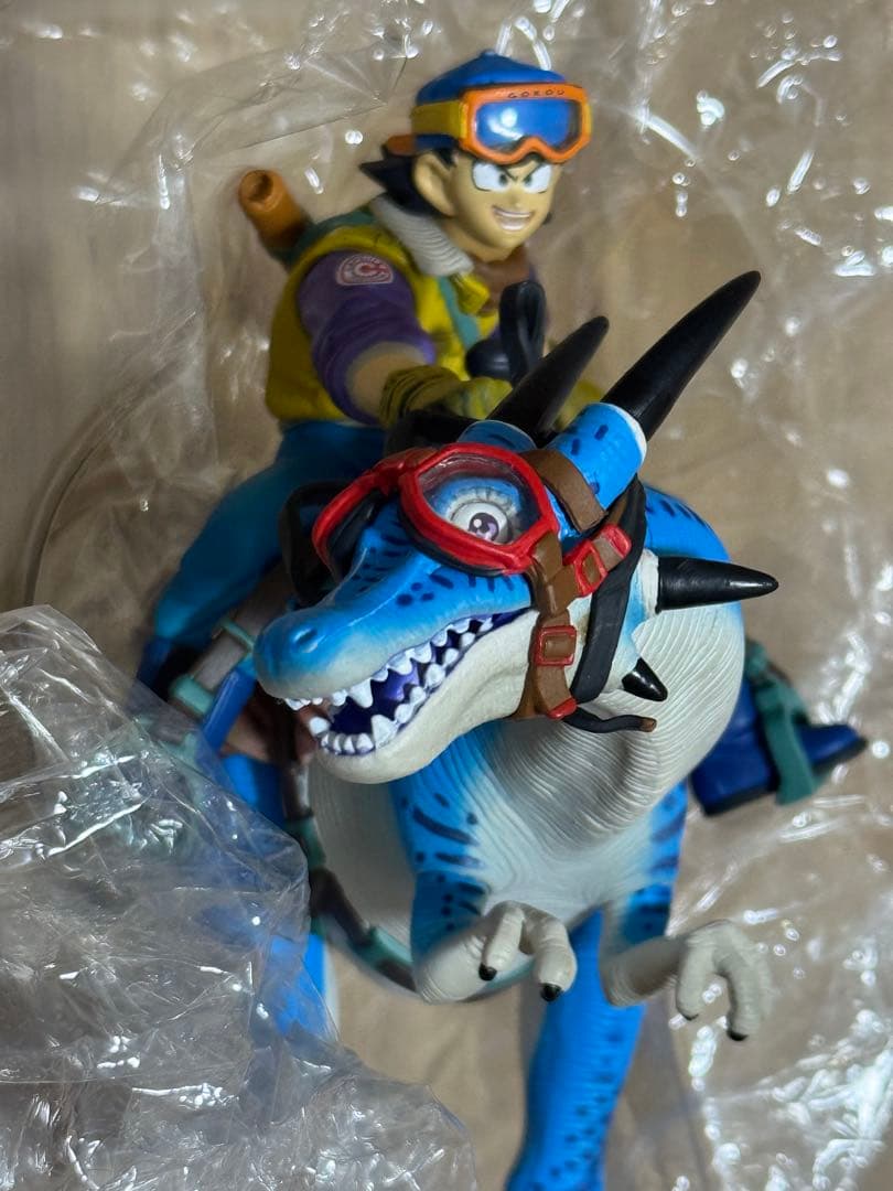 デスクトップリアルマッコイ　恐竜　孫悟空