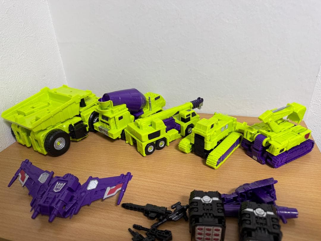 タカラトミー　トランスフォーマー　ユナイトウォリアーズ　デバスター　UW-04