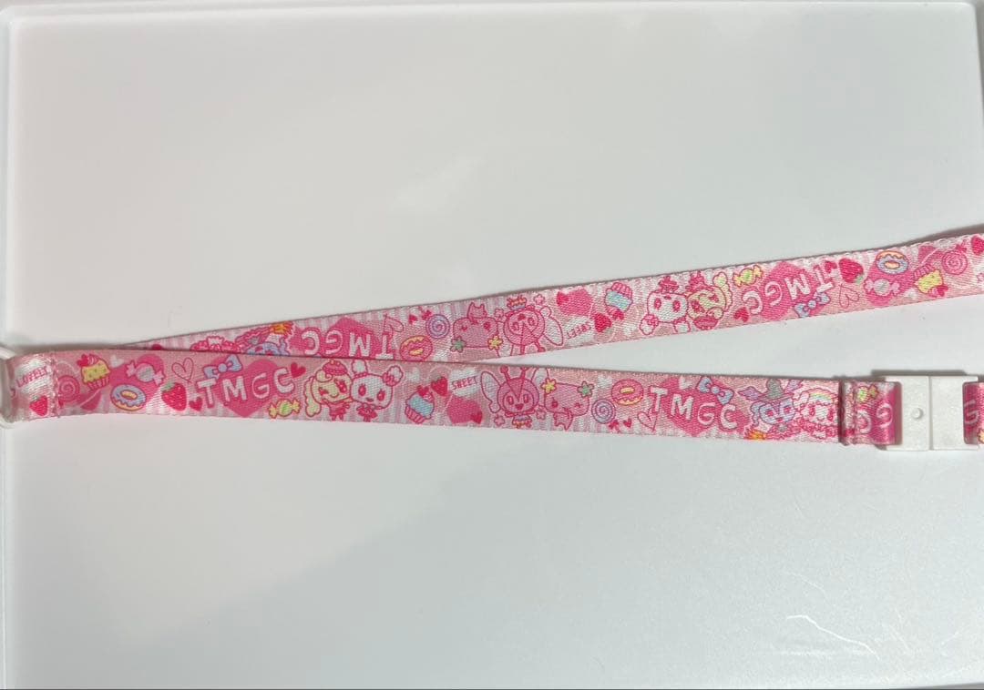 たまごっちみーつ　マジカルみーつ　紫　ストラップ付き