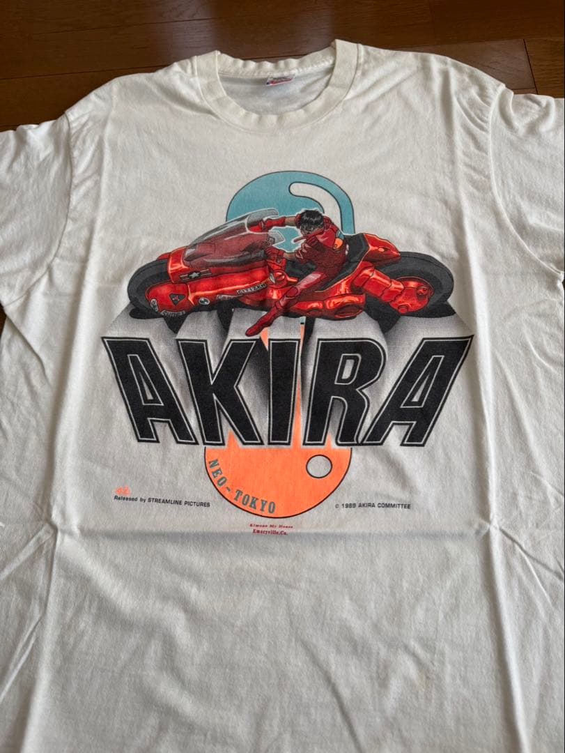 AKIRA Tシャツ L.ホワイト.フルーツタグ.1980.コピーライト.当時物