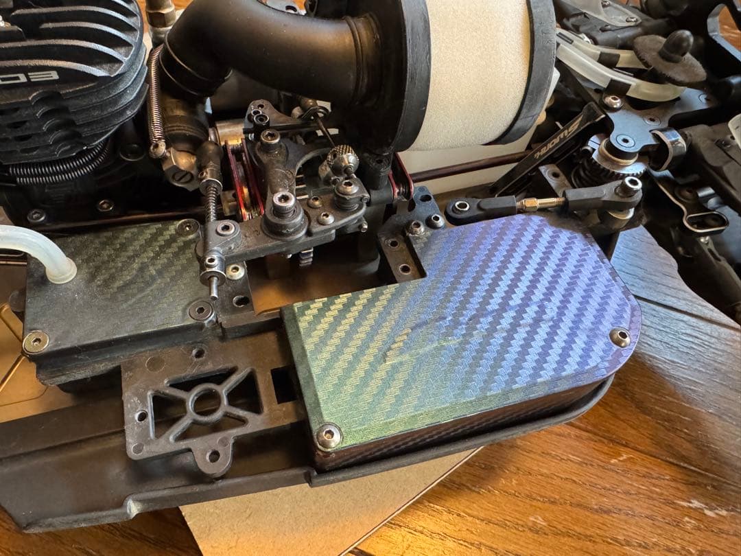 SWORKz S35-4 1/8 バギー エンジン付き