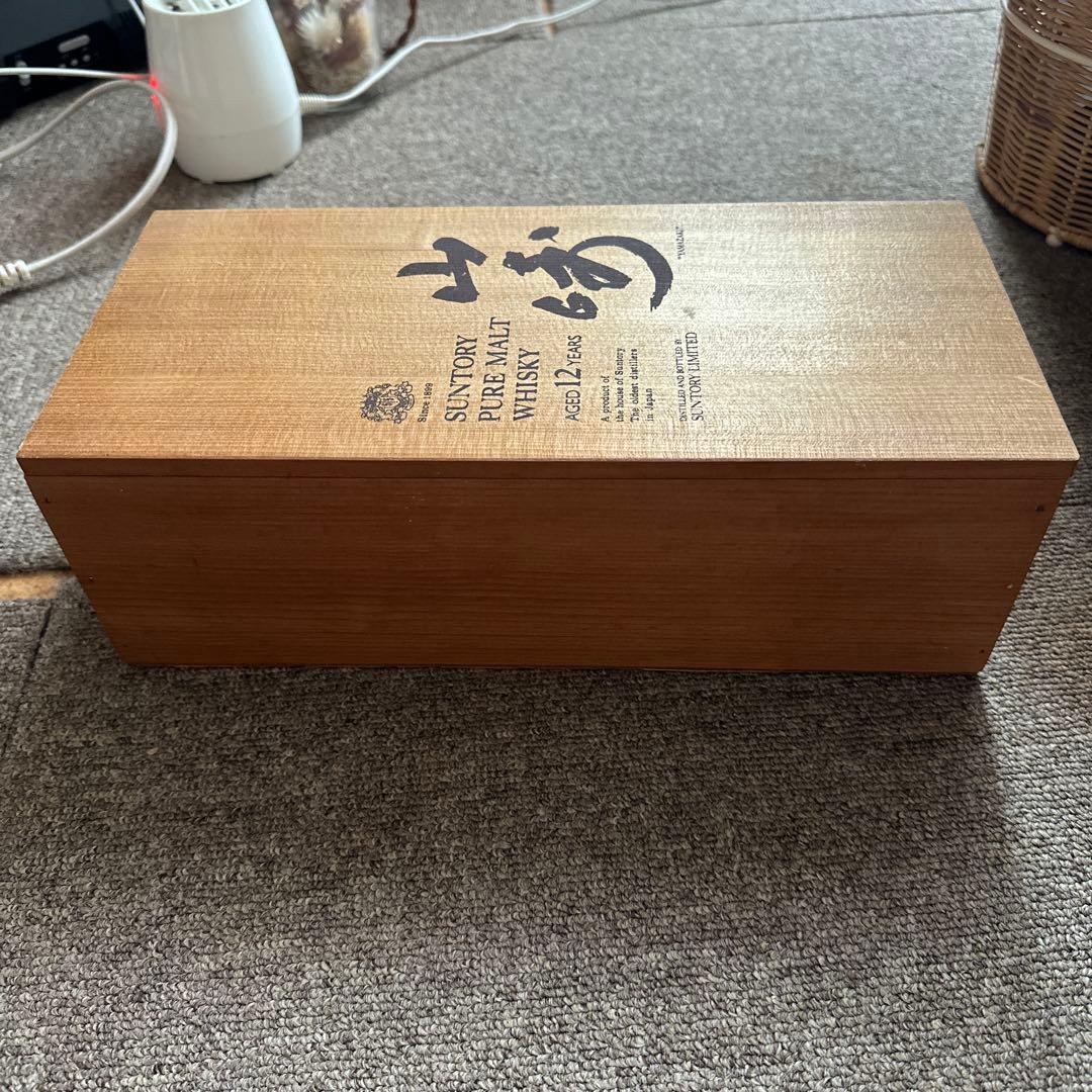 ウイスキー　SUNTORY 山崎12年 ピュアモルト 向獅子 750ml 木箱付