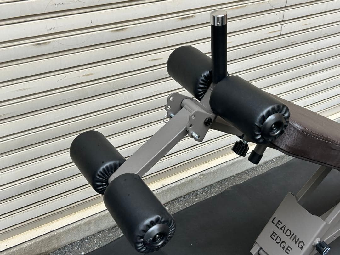 リーディングエッジ　アジャスタブルベンチ ベンチ台