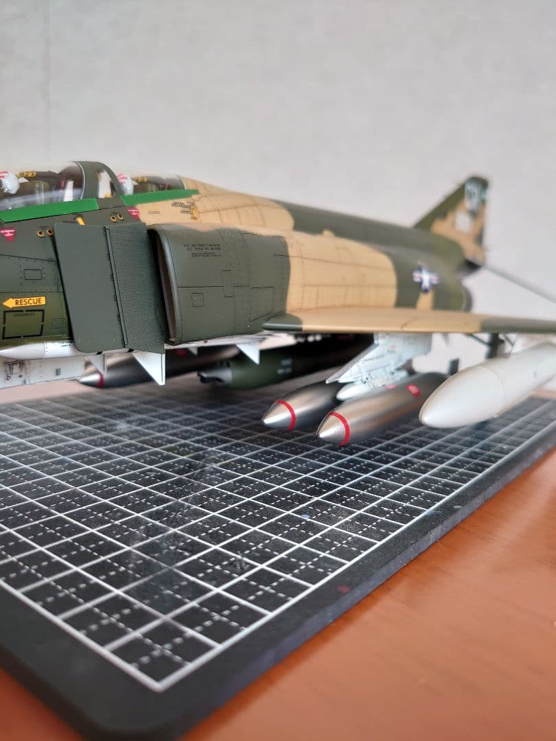 TAMIYA タミヤ 1/48 F-4 ファントム 完成品